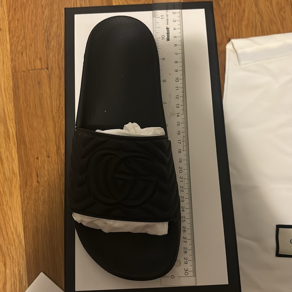 Gucci Black Slide Sandals - Picture 6 of 6